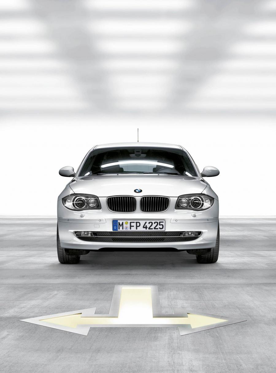  BMW 1-Series 3-Door 2005 года  (фото 13 из 51)